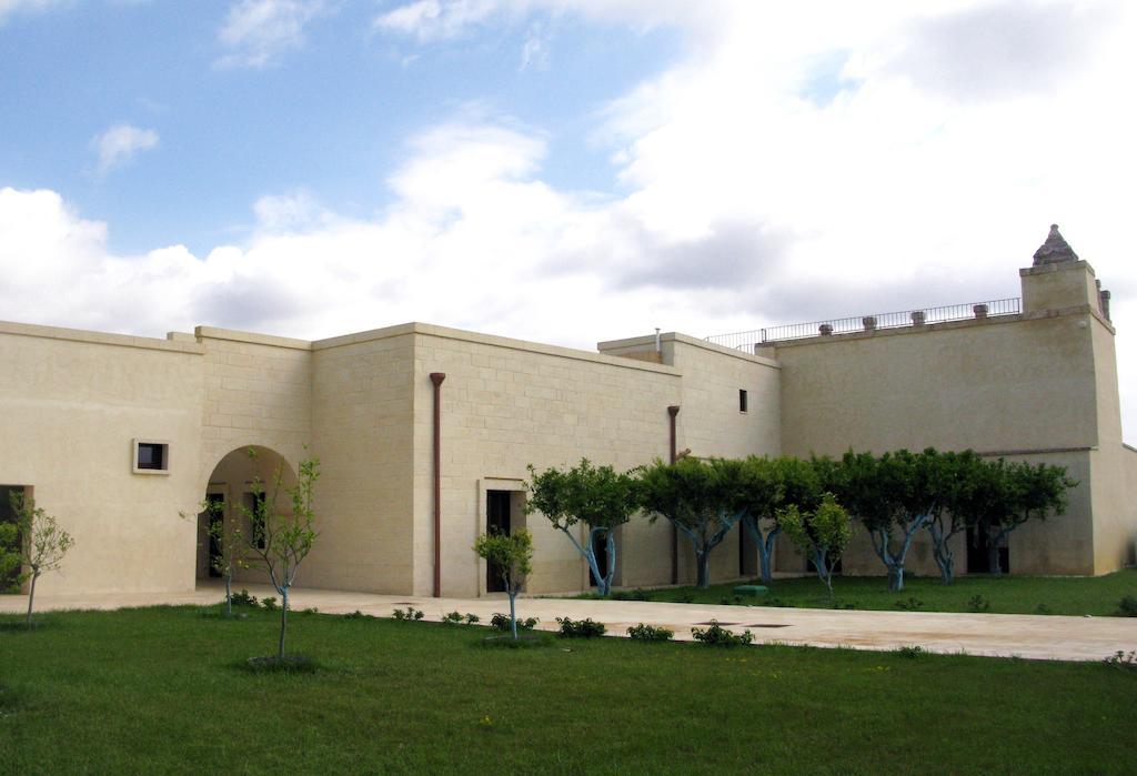 Masseria San Polo Squinzano ภายนอก รูปภาพ